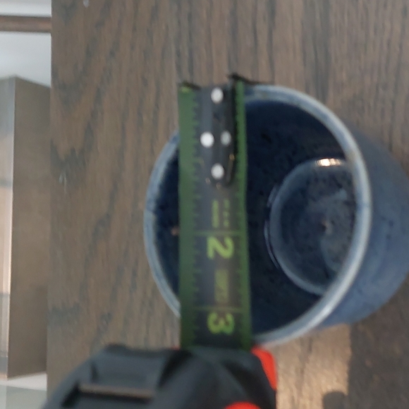 Small handmade drinking vessel - Picture 4 of 4